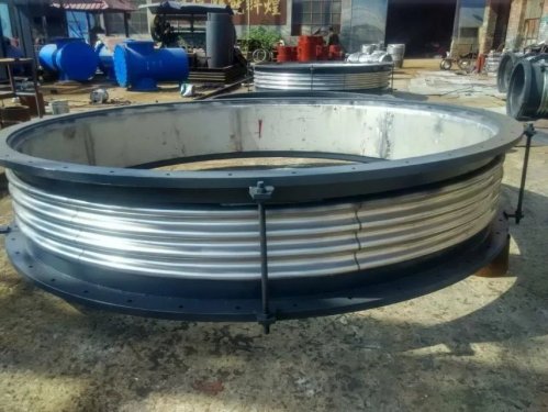 常用的波纹管补偿器的使用特点介绍