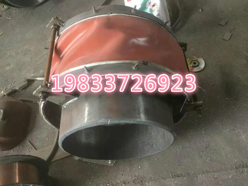 变径非金属补偿器正在制作中