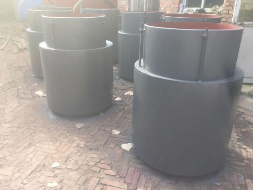 16台直埋式波纹补偿器准备发货