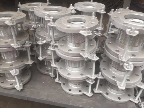 详细分析不锈钢软管出现泄漏的原因