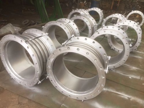 要求的波纹膨胀节汉威可以生产