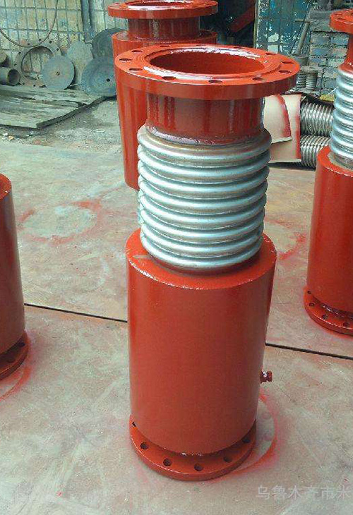 内外压力平衡型补偿器的特点