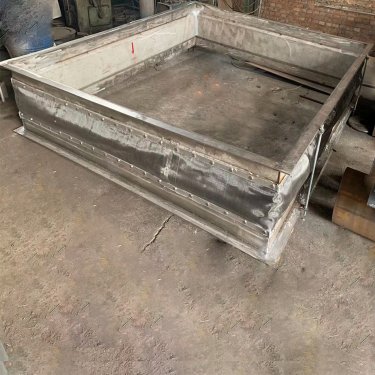 非金属补偿器在现场安装中注意事项及特点