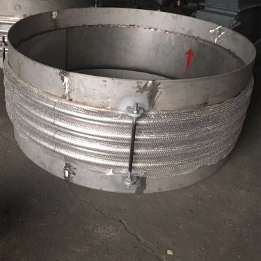 ​波纹管补偿器主要用于补偿轴向位移