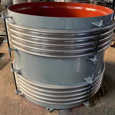 小拉杆复式自由型波纹补偿器可以满足管道的轴向补偿